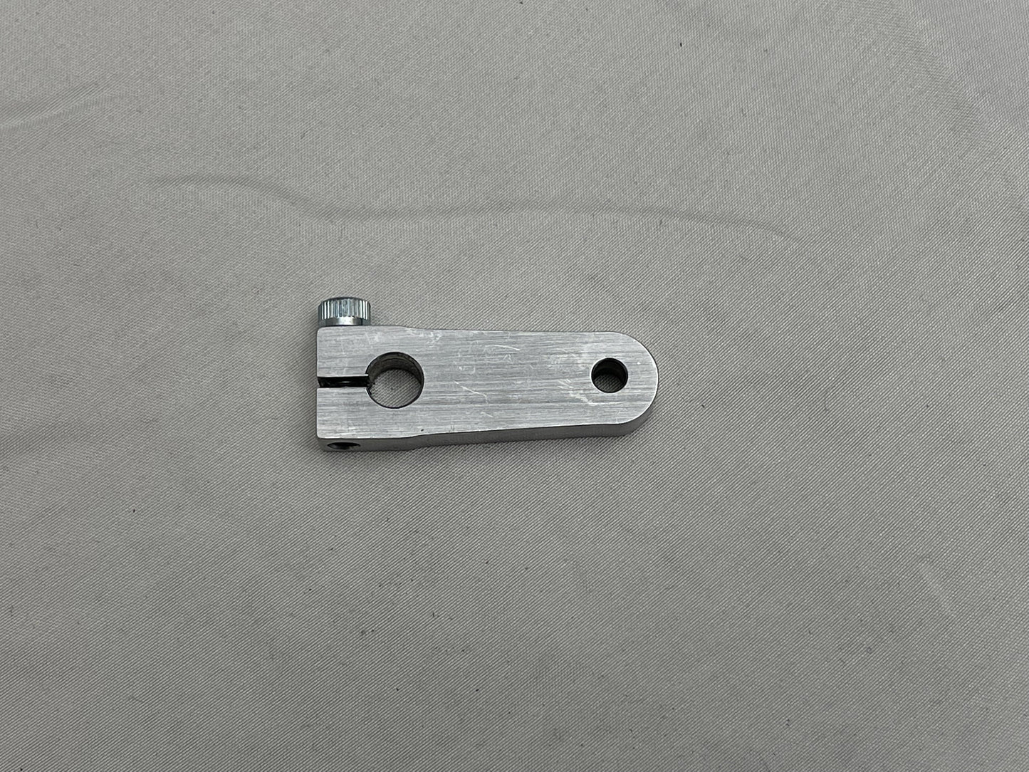 Throttle Lever: 1-1/4" OC, 3/8" Shaft